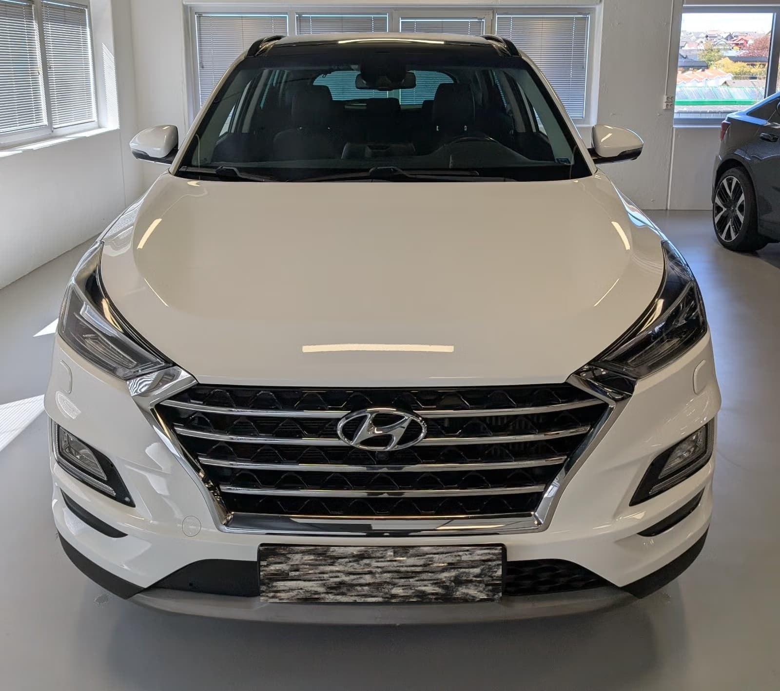 Hyundai TUCSON miniature 9