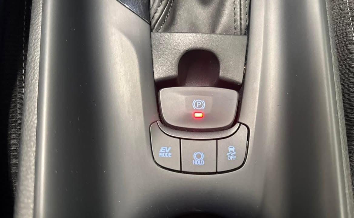 Toyota C-HR miniature 10