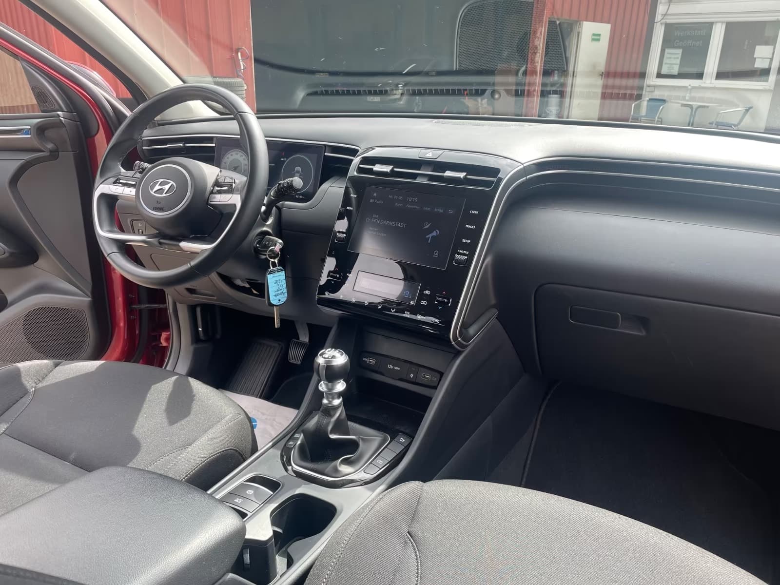 Hyundai Tucson miniature 4