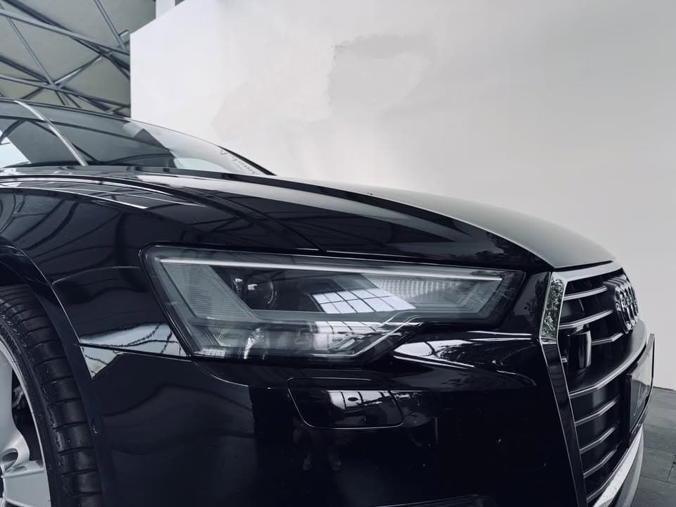 Audi A6 - photo 12