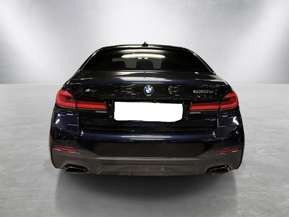 BMW Serie miniature 8