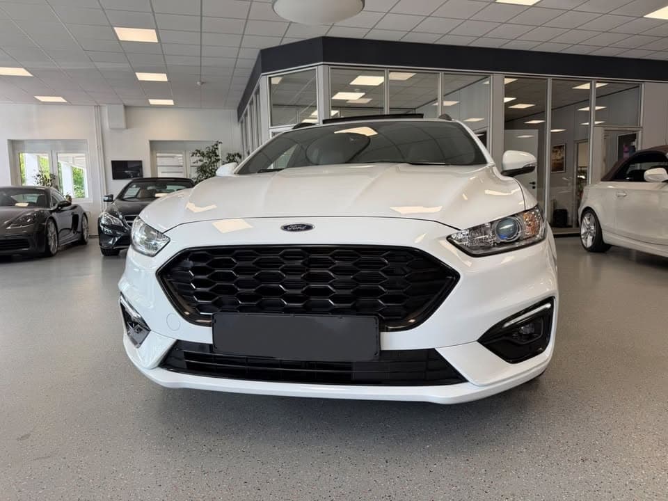Ford Mondeo miniature 5