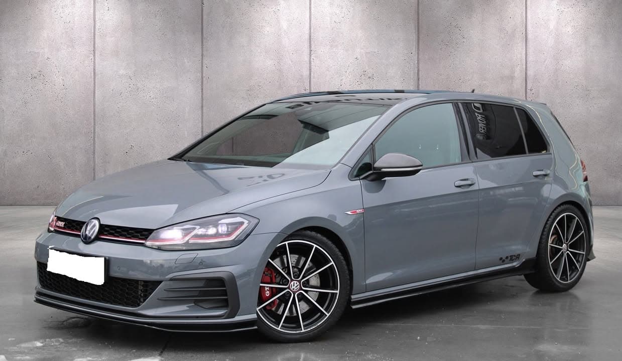 Volkswagen Golf miniature 2
