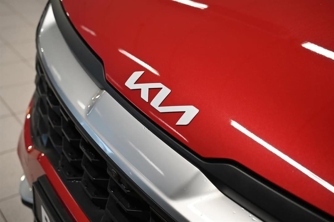Kia Sportage miniature 7