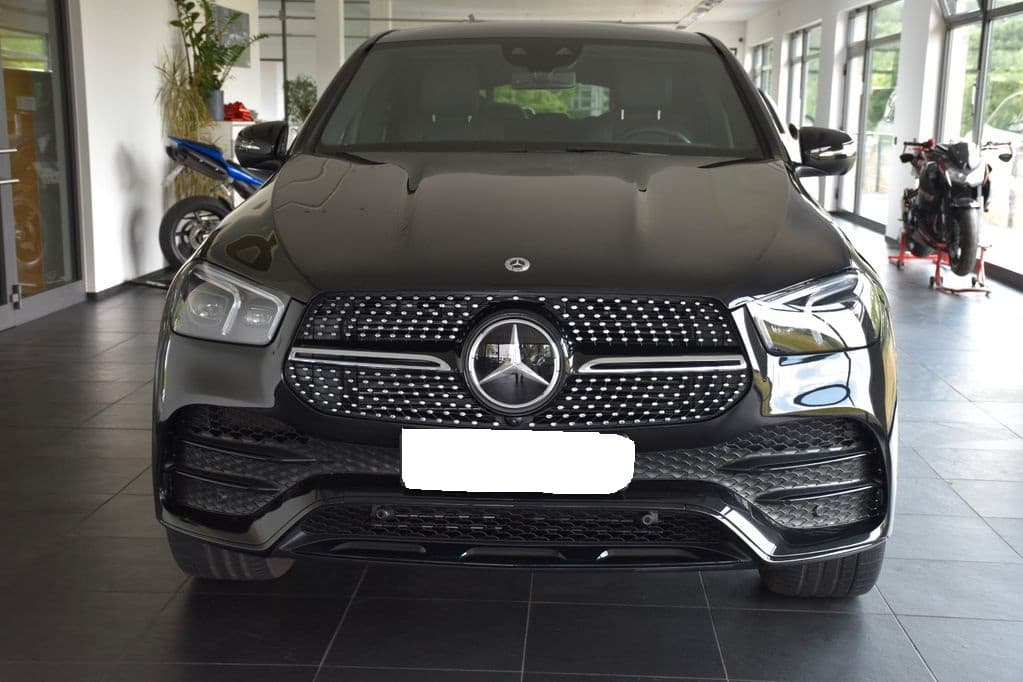 Mercedes-Benz GLE miniature 3