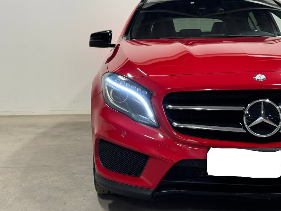 Mercedes-Benz GLA miniature 6