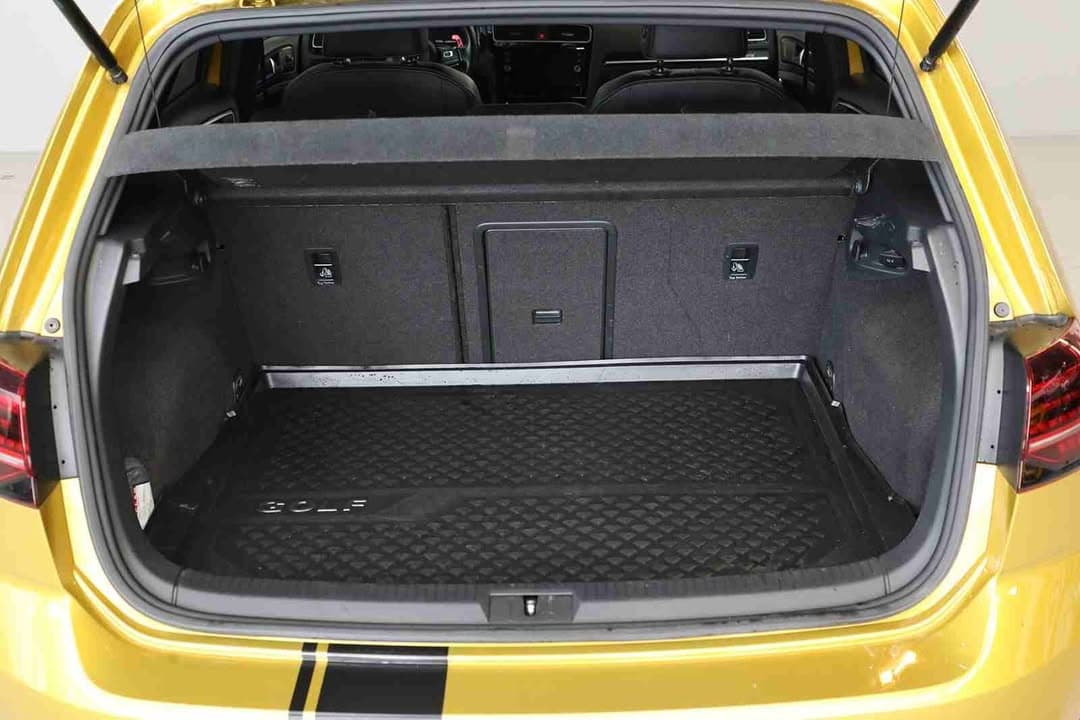 Volkswagen Golf - photo 12