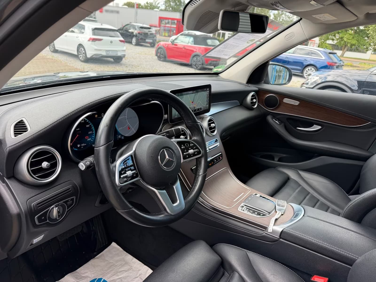 Mercedes-Benz GLC miniature 12