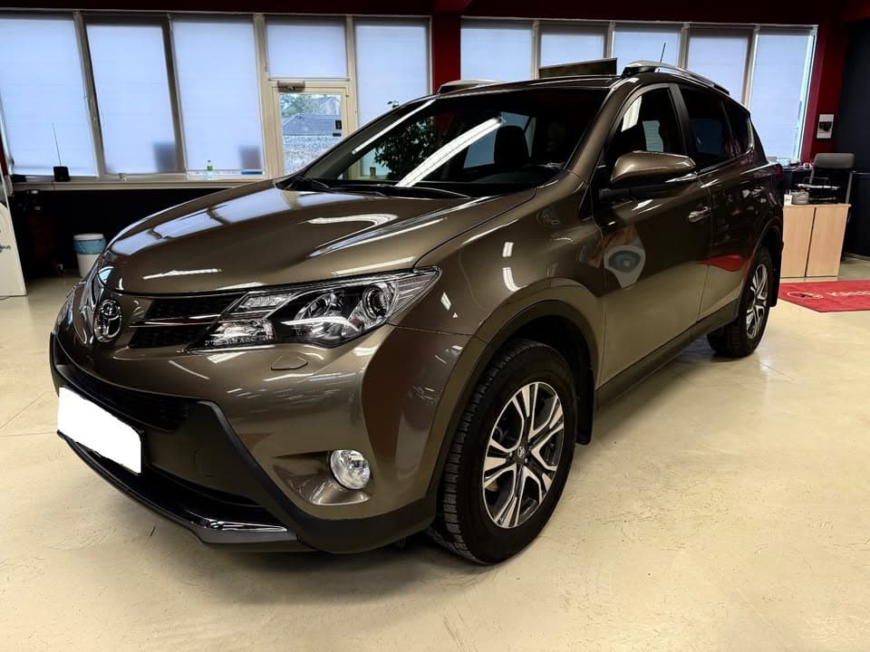 Toyota RAV miniature 3