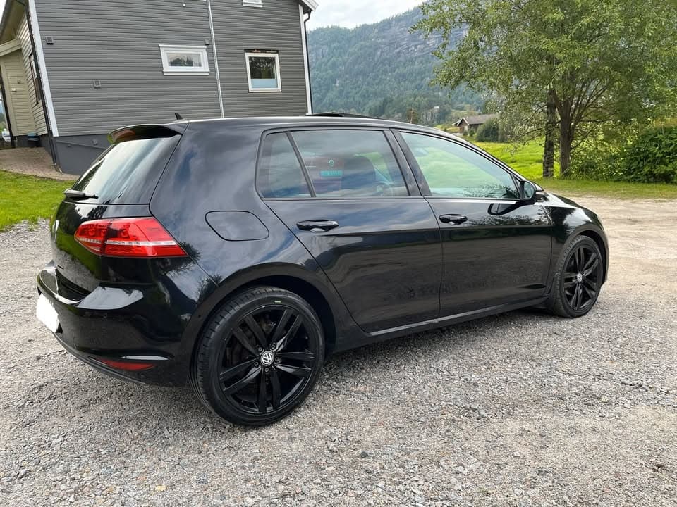 Volkswagen Golf miniature 11