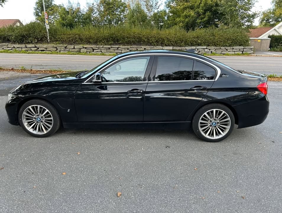 BMW 330e miniature 6