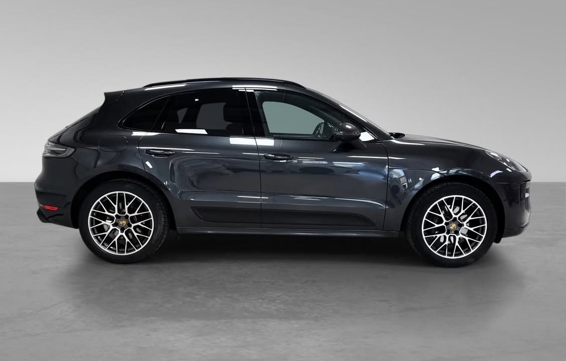 Porsche Macan miniature 11