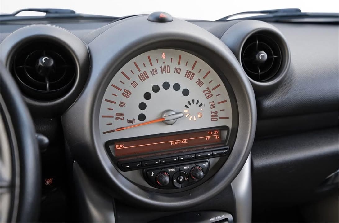 Mini Countryman miniature 12