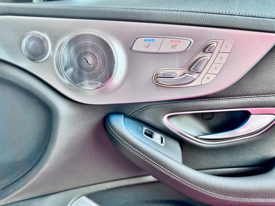 Mercedes-Benz C miniature 10
