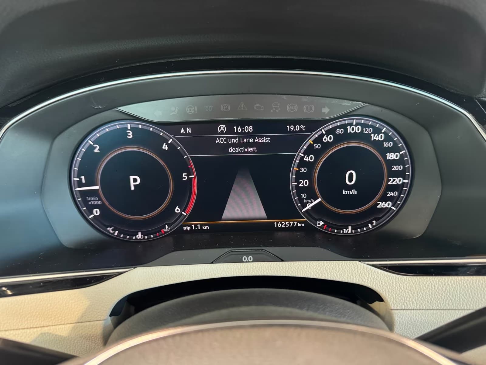 Volkswagen PASSAT - photo 12
