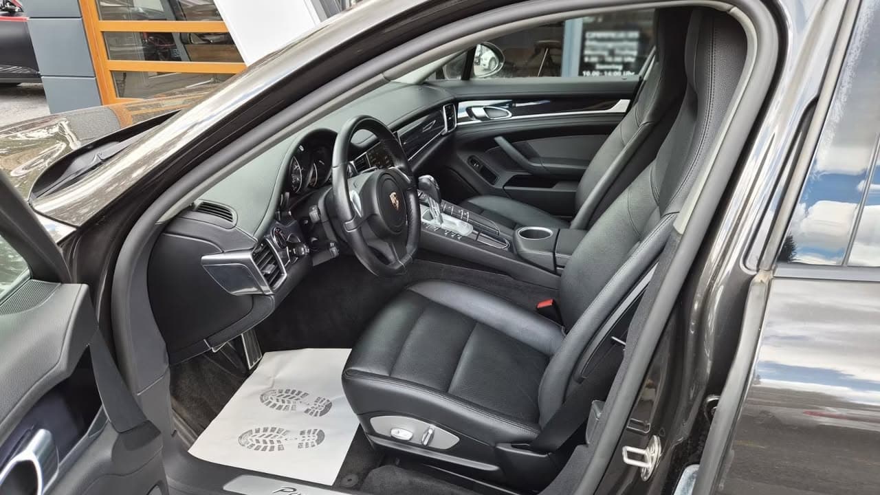 Porsche Panamera miniature 11
