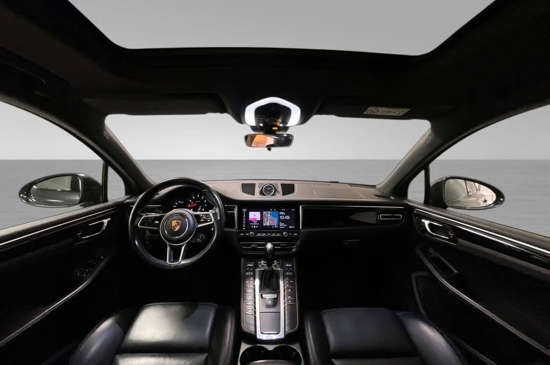 Porsche Macan miniature 5