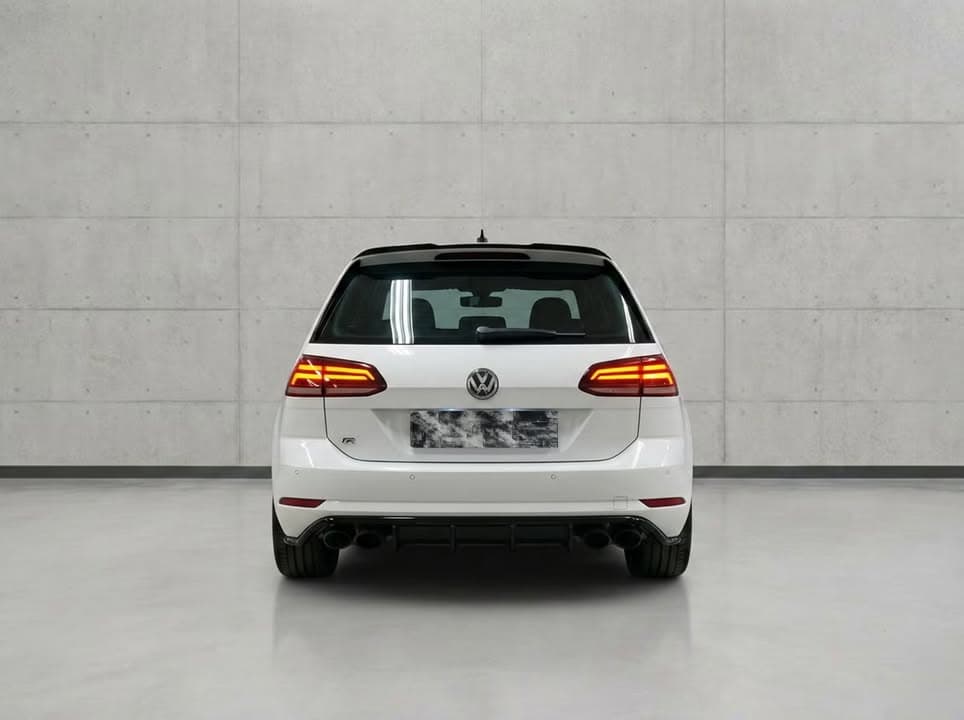 Volkswagen Golf miniature 6