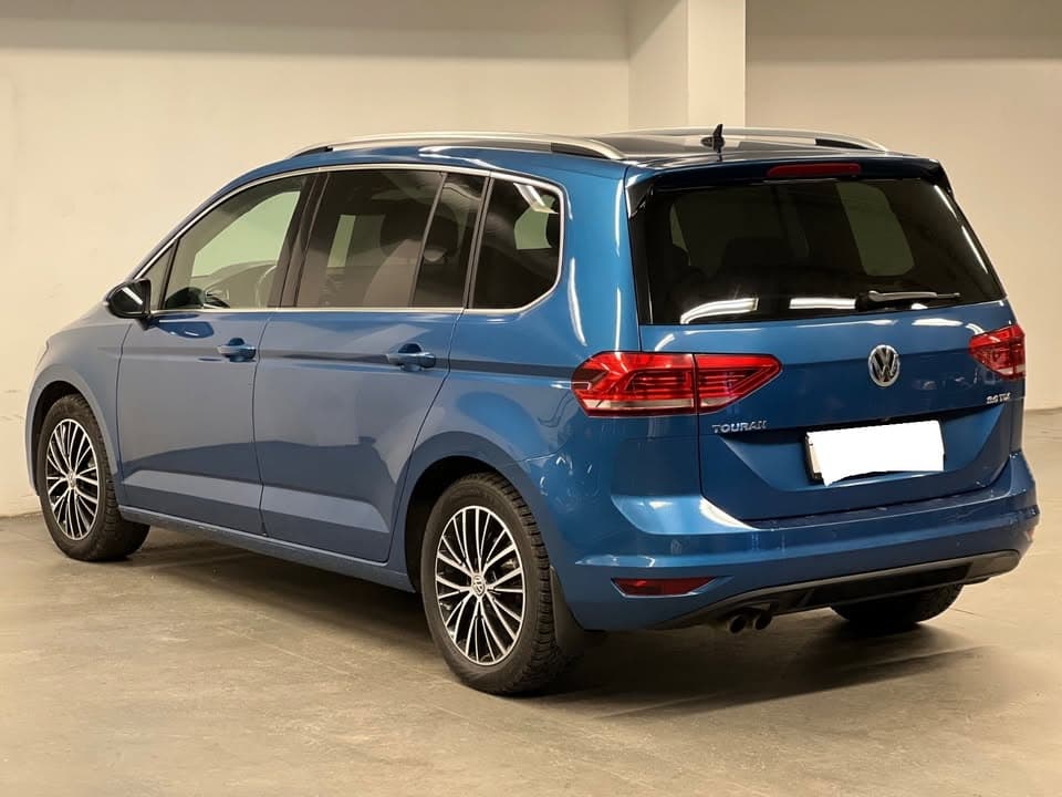 Volkswagen Touran miniature 6