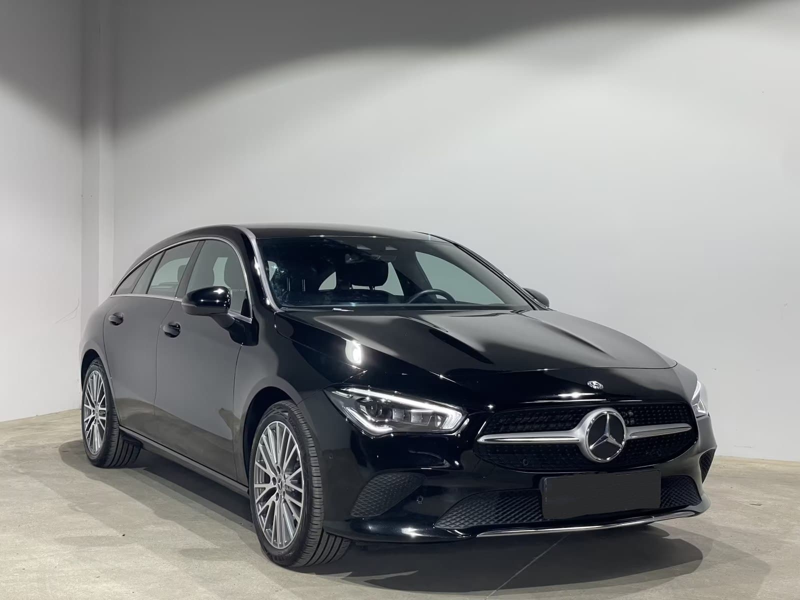 Mercedes-Benz CLA miniature 2