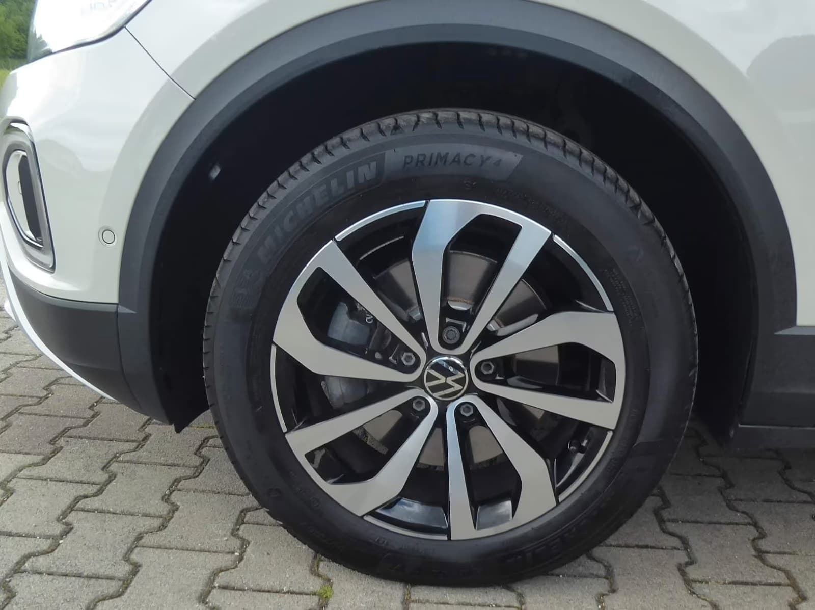 Volkswagen T-Roc miniature 12
