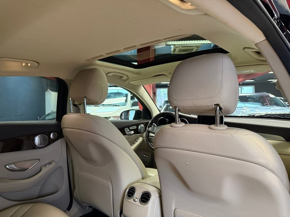 Mercedes-Benz GLC miniature 10