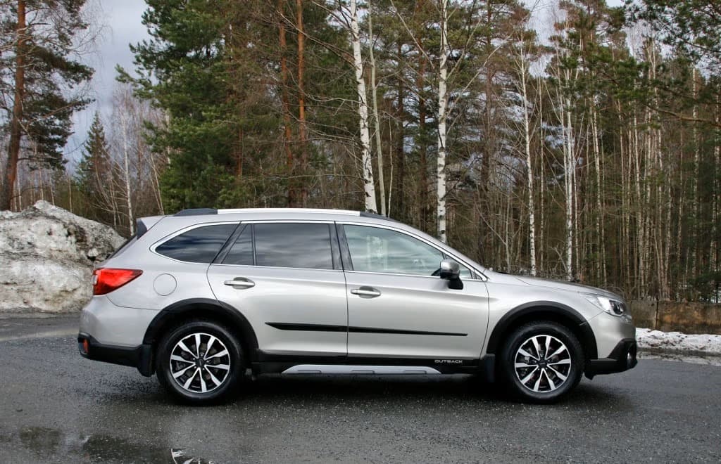 Subaru Outback miniature 11