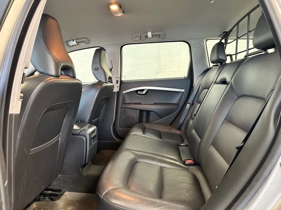 Volvo XC70 miniature 8