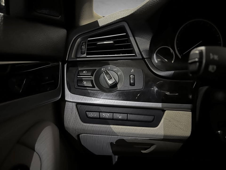 BMW Serie miniature 8