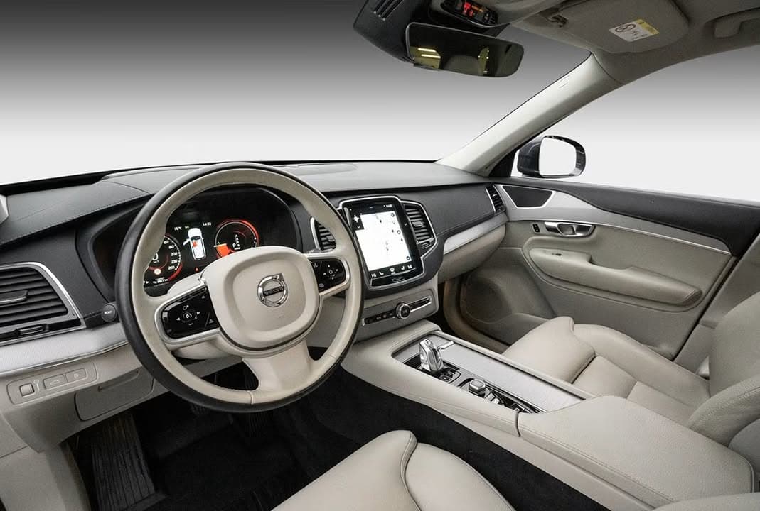 Volvo XC90 miniature 5