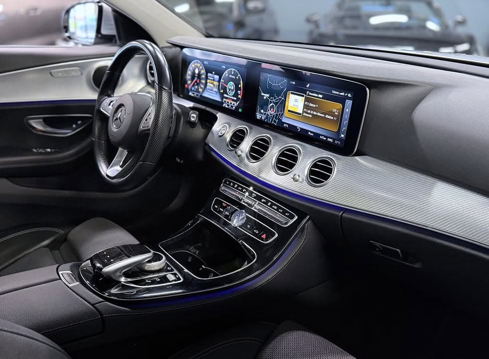 Mercedes-Benz Clase miniature 5