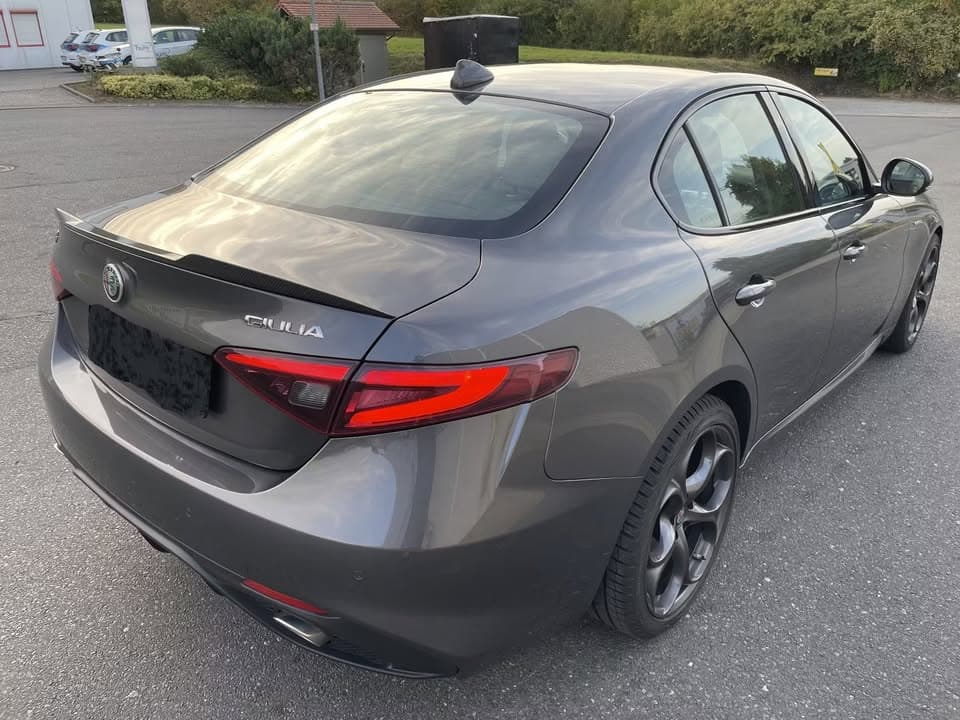 Alfa Romeo GIULIA miniature 6