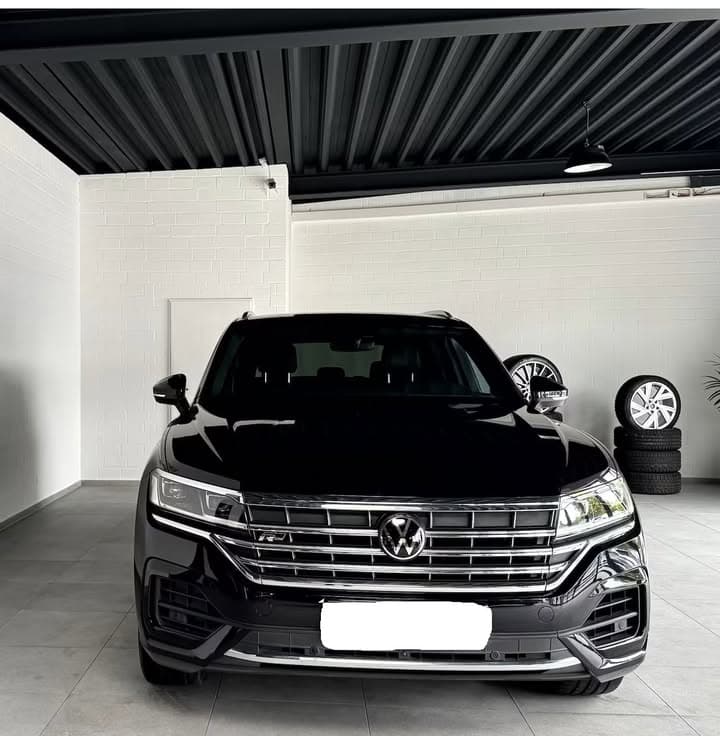 Volkswagen Touareg miniature 4