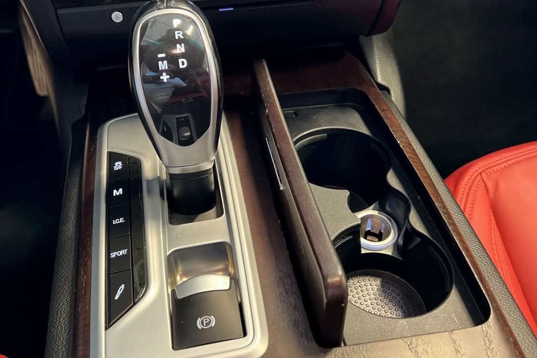 Maserati Ghibli miniature 10
