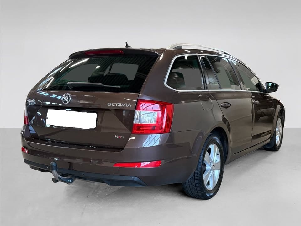 Škoda Octavia miniature 7