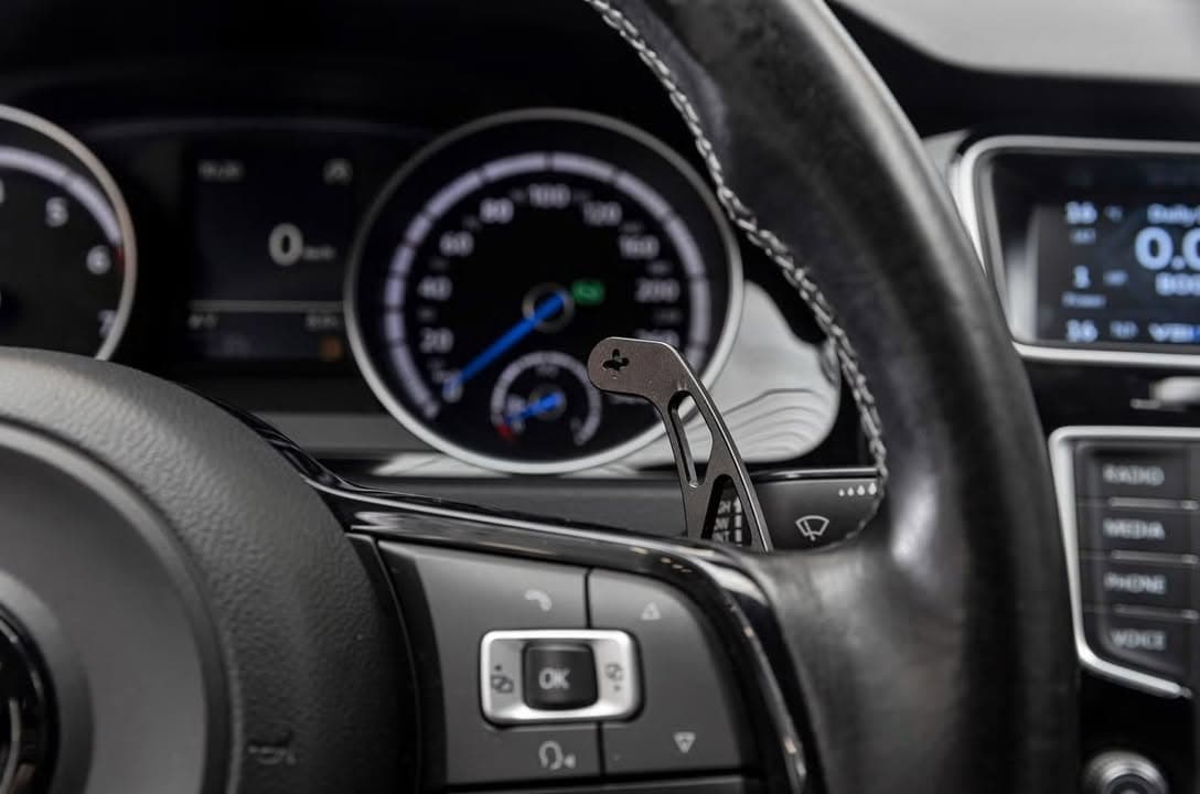 Volkswagen Golf miniature 7