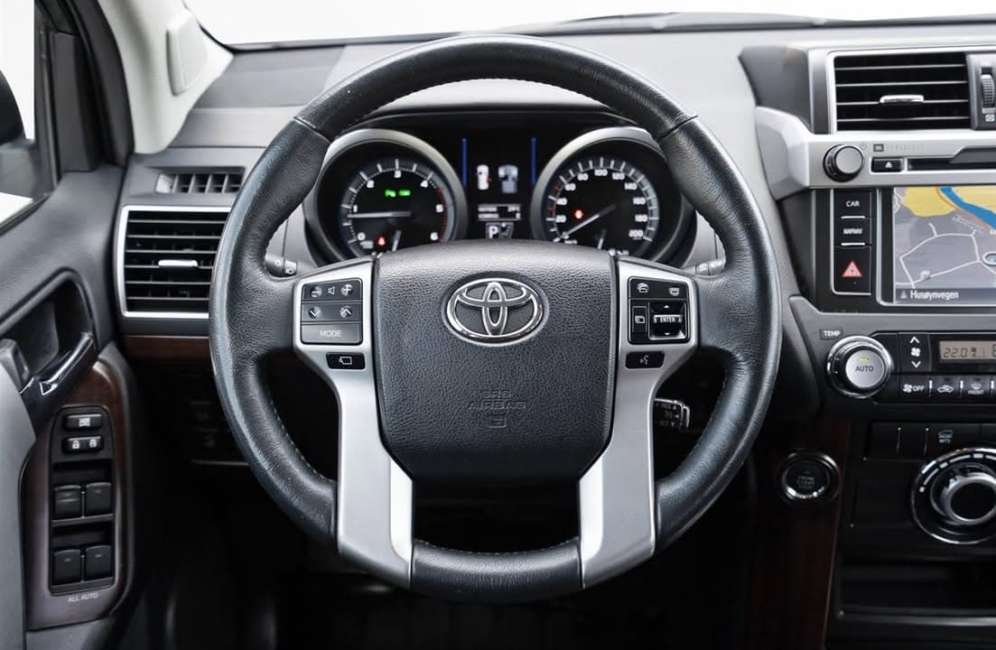 Toyota Land miniature 5