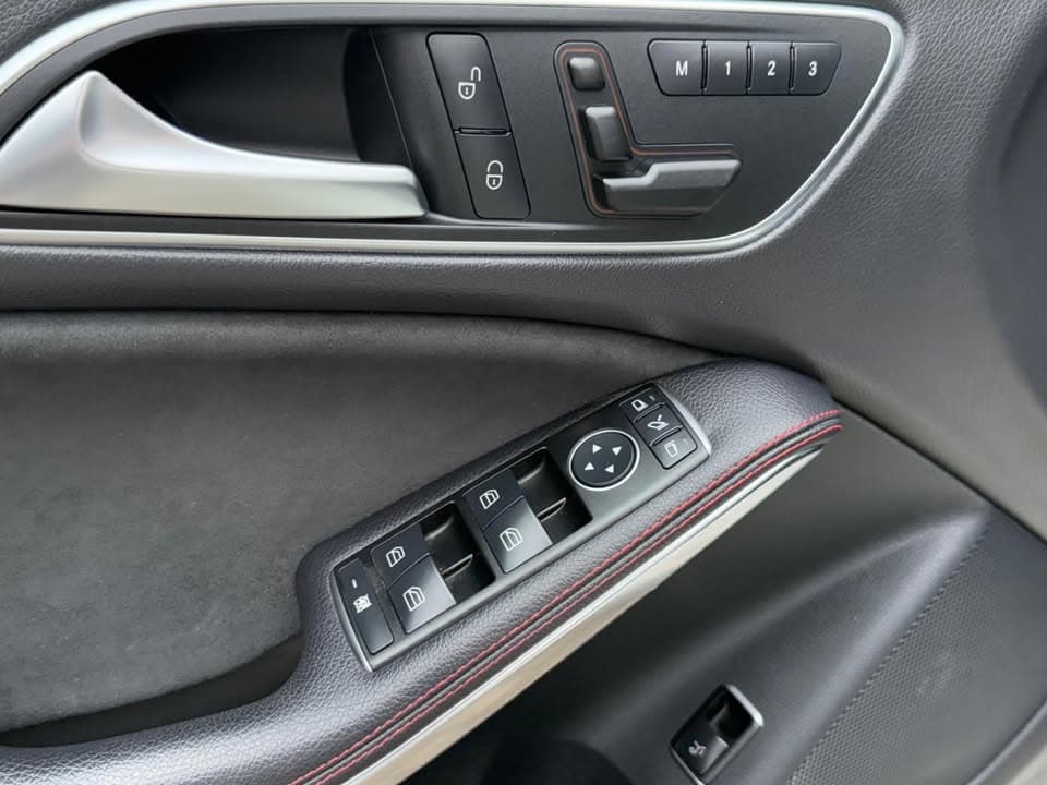 Mercedes-Benz CLA miniature 11