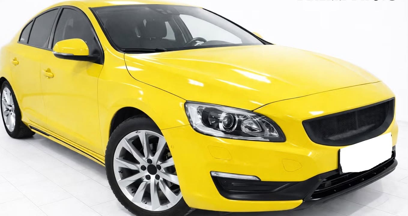 Volvo S60 miniature 2