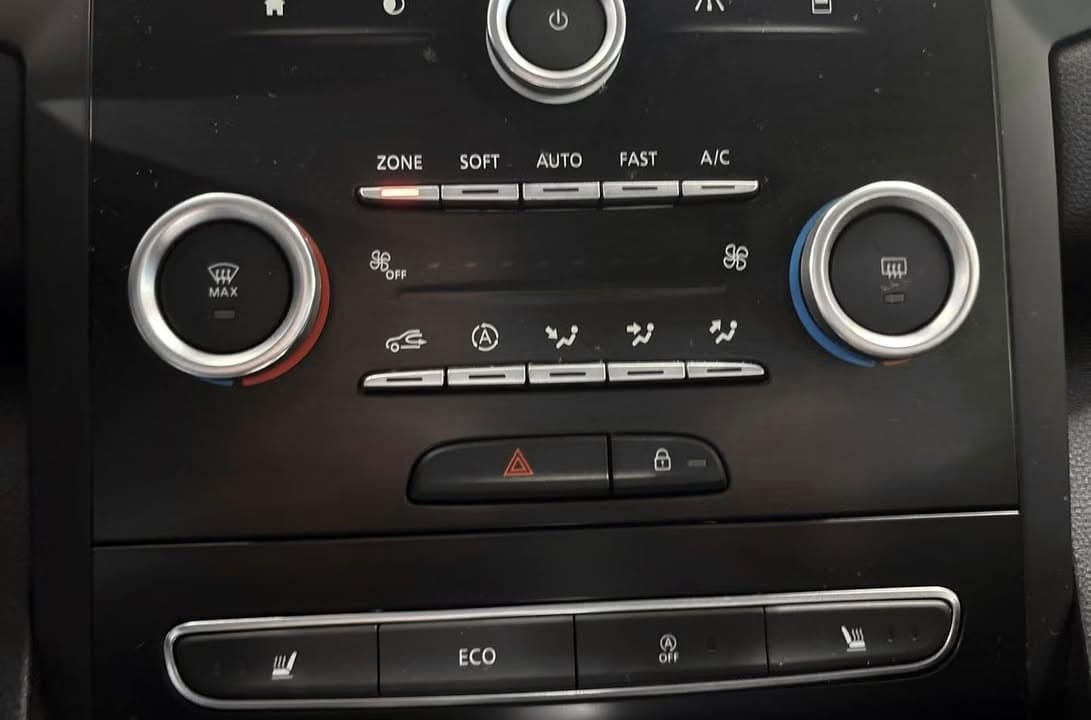 Renault Megane miniature 8