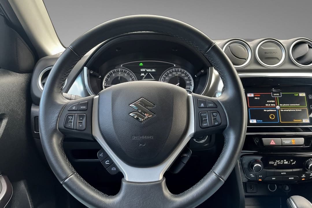 Suzuki Vitara miniature 5