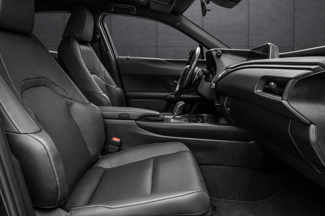 Lexus UX miniature 7