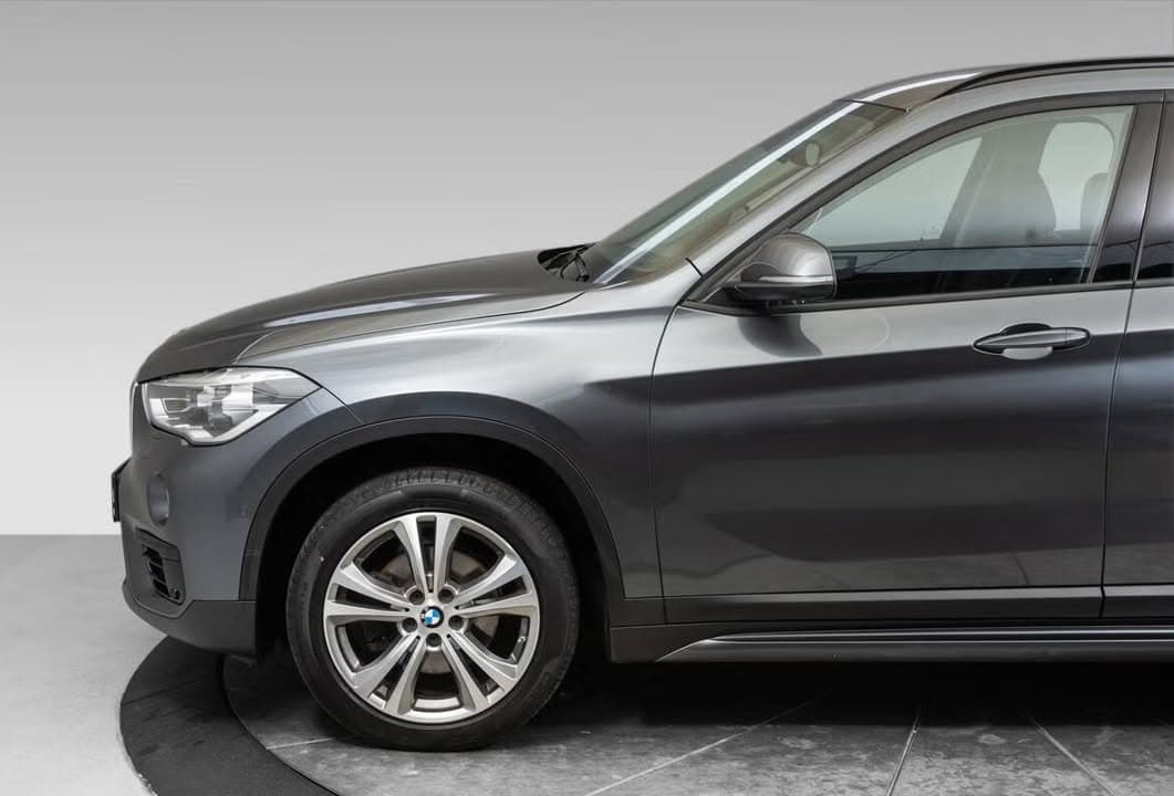 BMW X1 miniature 9