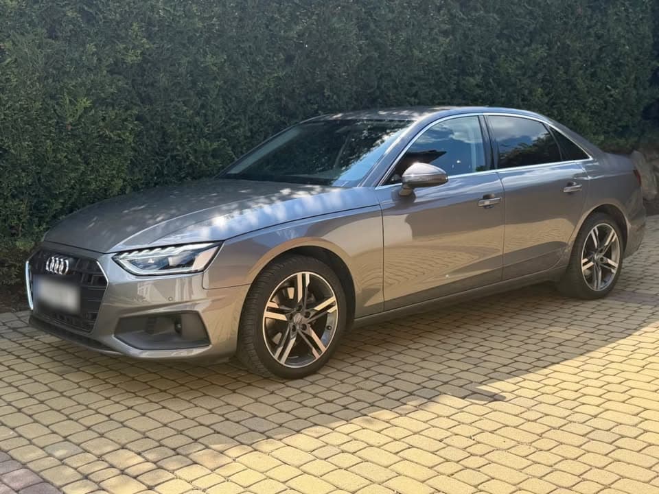 Audi A4 miniature 3