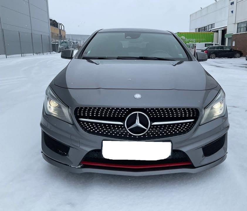 Mercedes-Benz CLA miniature 4