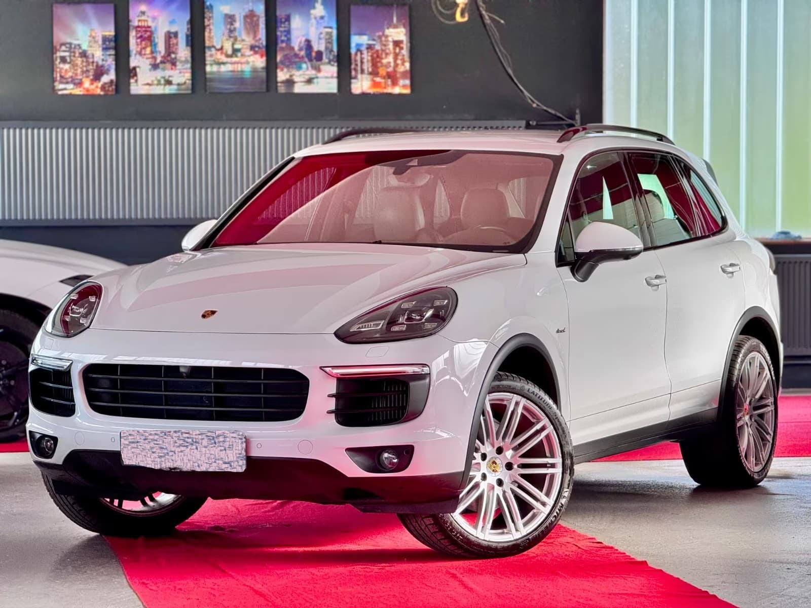 Porsche CAYENNE