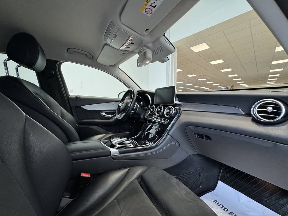 Mercedes-Benz GLC miniature 9