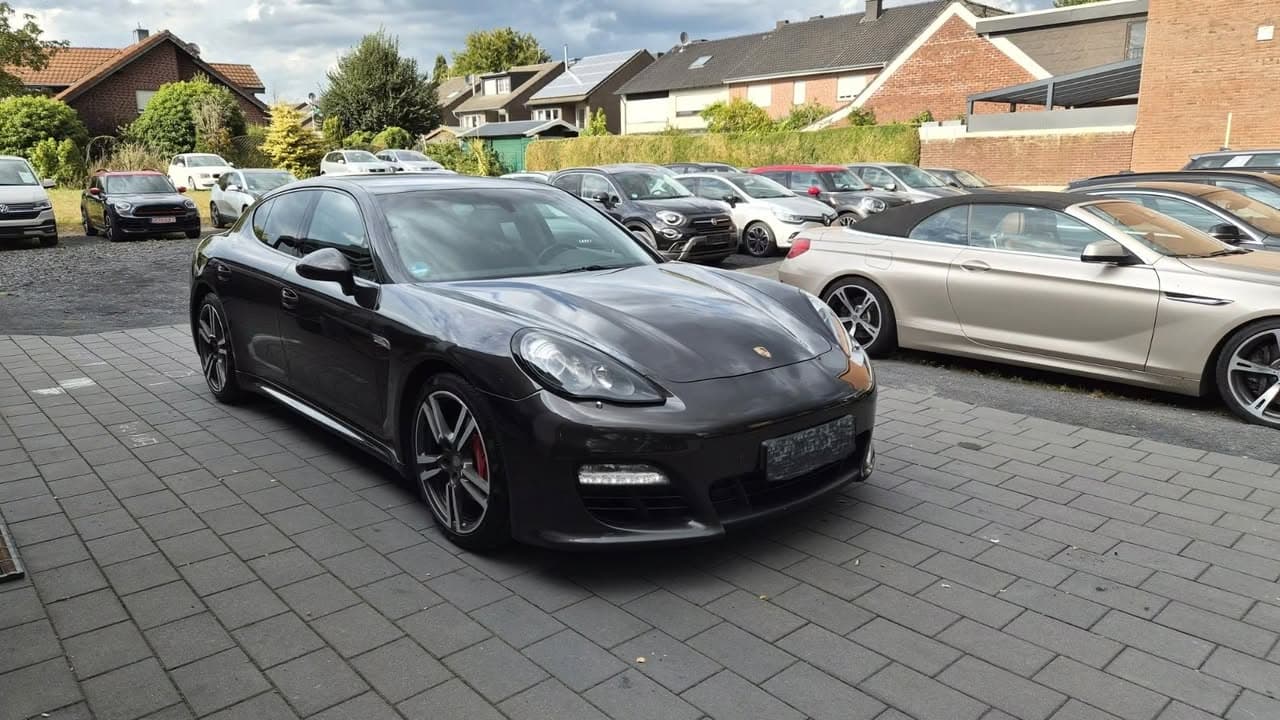 Porsche Panamera miniature 5