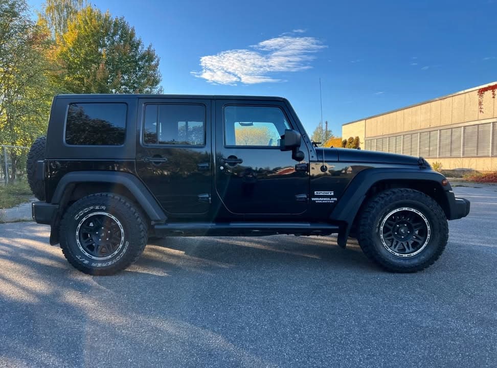 Jeep Wrangler miniature 10