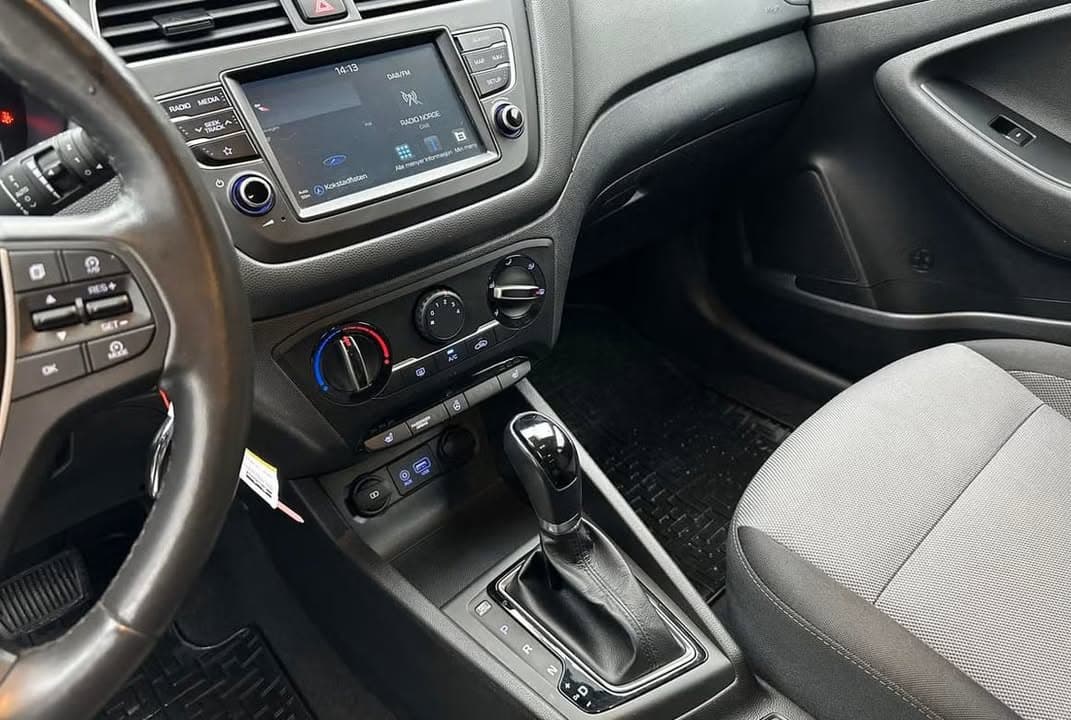 Hyundai i20 miniature 9
